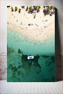 Πίνακας, Aerial View of a Beach with a Boat Αεροφωτογραφία παραλίας με βάρκα