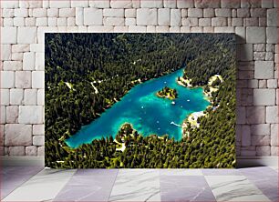 Πίνακας, Aerial View of Lake Surrounded by Forest Αεροφωτογραφία της λίμνης που περιβάλλεται από δάσος