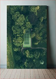 Πίνακας, Aerial View of Tennis Court in Forest Αεροφωτογραφία του γηπέδου τένις στο δάσος