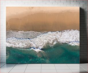 Πίνακας, Aerial View of Waves and Sandy Beach Εναέρια άποψη των κυμάτων και της αμμώδους παραλίας