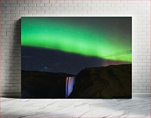 Πίνακας, Aurora over Waterfall Aurora πάνω από τον καταρράκτη