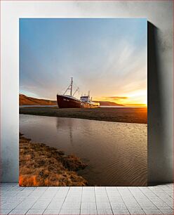 Πίνακας, Beached Ship at Sunset Πλαζ στο ηλιοβασίλεμα