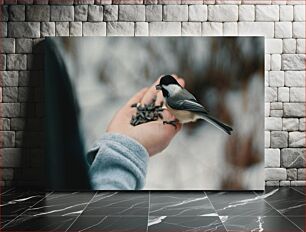 Πίνακας, Bird Eating from Hand Τρώγοντας πουλιά από το χέρι