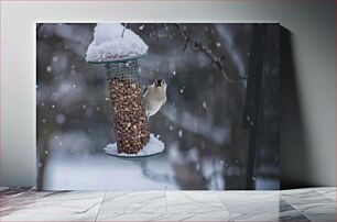 Πίνακας, Bird Feeder in Snowy Winter Τροφοδότης πουλιών στον χιονισμένο χειμώνα