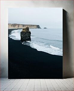 Πίνακας, Black Sand Beach with Rock Formation Παραλία Μαύρης Άμμου με Σχηματισμό Βράχων