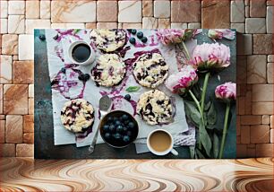 Πίνακας, Blueberry Scones with Coffee and Flowers Κόπες βατόμουρου με καφέ και λουλούδια