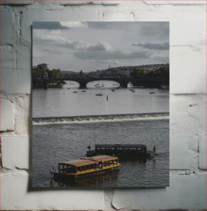 Πίνακας, Boats on a River Under a Bridge Βάρκες σε ένα ποτάμι κάτω από μια γέφυρα