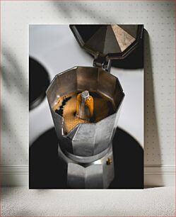 Πίνακας, Brewing Coffee in a Moka Pot Ζυθοποιία καφέ σε μπρίκι Moka