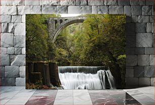 Πίνακας, Bridge over Waterfall in Forest Γέφυρα πάνω από καταρράκτη στο δάσος