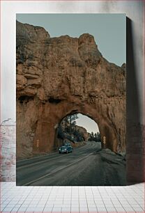 Πίνακας, Car through the Rock Arch Αυτοκίνητο μέσα από την Αψίδα του Βράχου