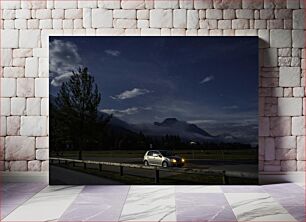 Πίνακας, Car Under Starry Night Sky in the Mountains Αυτοκίνητο κάτω από τον έναστρο νυχτερινό ουρανό στα βουνά