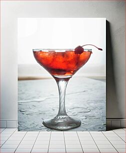 Πίνακας, Cherry Cocktail in a Glass Κοκτέιλ κερασιού σε ένα ποτήρι