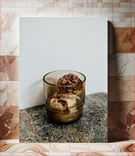 Πίνακας, Chocolate & Vanilla Ice Cream in a Glass Παγωτό σοκολάτα & βανίλια σε ποτήρι