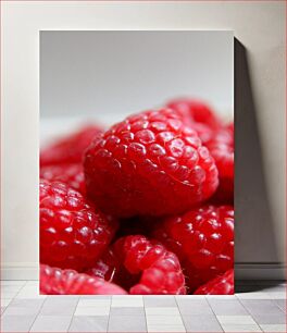Πίνακας, Close-up of Raspberries Κοντινό πλάνο των σμέουρων