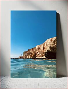 Πίνακας, Coastal Cliff and Clear Waters Παράκτιος βράχος και καθαρά νερά