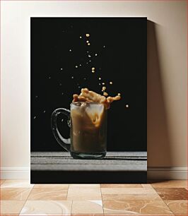 Πίνακας, Coffee splash in a mug Πιτσιλιά καφέ σε κούπα