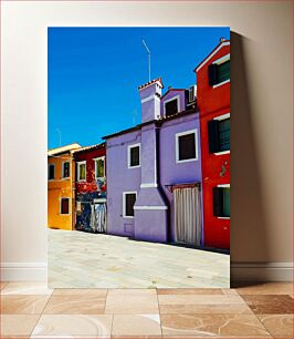 Πίνακας, Colorful Houses Against a Clear Blue Sky Πολύχρωμα σπίτια ενάντια σε έναν καταγάλανο ουρανό