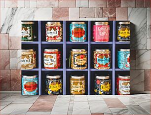 Πίνακας, Colorful Kusmi Tea Tins on Shelves Πολύχρωμα κουτάκια τσαγιού Kusmi στα ράφια