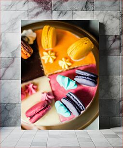 Πίνακας, Colorful Macarons on Cake Πολύχρωμα μακαρόν σε κέικ
