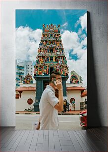 Πίνακας, Colorful Temple with Busy Street Πολύχρωμος ναός με πολυσύχναστη οδό