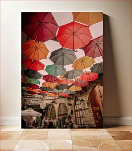 Πίνακας, Colorful Umbrellas in Market Alley Πολύχρωμες ομπρέλες στο Market Alley