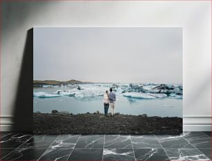 Πίνακας, Couple Viewing Icebergs Ζευγάρι που βλέπει παγόβουνα
