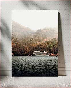 Πίνακας, Cruise Ship in Mountainous Landscape Κρουαζιερόπλοιο σε ορεινό τοπίο