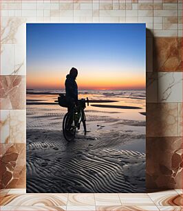 Πίνακας, Cyclist at Sunset Beach Ποδηλάτης στην παραλία Sunset