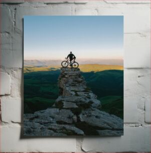 Πίνακας, Cyclist on a Mountain Peak Ποδηλάτης σε μια βουνοκορφή