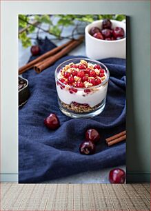 Πίνακας, Delicious Berry Yogurt Parfait Νόστιμο παρφέ γιαουρτιού μούρων
