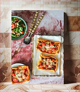 Πίνακας, Delicious Pizza and Salad Νόστιμη πίτσα και σαλάτα