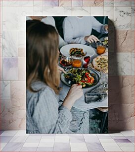 Πίνακας, Dining with Salad and Drinks Δείπνο με σαλάτα και ποτά