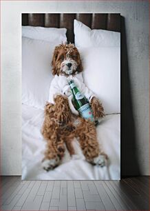 Πίνακας, Dog Relaxing with Sparkling Water Σκύλος που χαλαρώνει με ανθρακούχο νερό