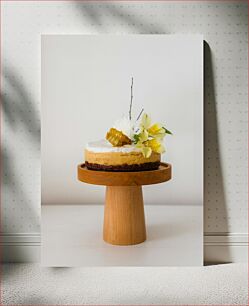 Πίνακας, Elegant Cake on Wooden Stand Κομψή τούρτα σε ξύλινο σταντ