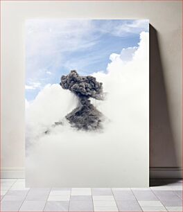 Πίνακας, Erupting Volcano Amidst Clouds Ηφαίστειο που εκρήγνυται ανάμεσα σε σύννεφα