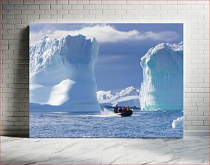 Πίνακας, Exploring Icebergs in Antarctic Waters Εξερευνώντας τα παγόβουνα στα νερά της Ανταρκτικής