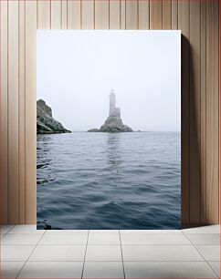 Πίνακας, Foggy Lighthouse on a Rocky Island Ομιχλώδης Φάρος σε Βραχώδη Νησί