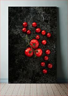 Πίνακας, Fresh Tomatoes on Dark Surface Φρέσκες ντομάτες σε σκοτεινή επιφάνεια