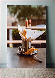 Πίνακας, Fries on a table Τηγανητά σε τραπέζι