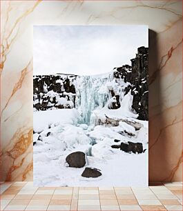 Πίνακας, Frozen Waterfall in Winter Landscape Παγωμένος καταρράκτης στο χειμερινό τοπίο