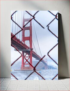 Πίνακας, Golden Gate Bridge through a Fence Golden Gate Bridge μέσω ενός φράχτη