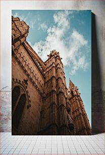 Πίνακας, Gothic Cathedral under a Blue Sky Γοτθικός καθεδρικός ναός κάτω από έναν γαλάζιο ουρανό