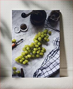 Πίνακας, Green Grapes and Kitchen Tools Πράσινα σταφύλια και εργαλεία κουζίνας