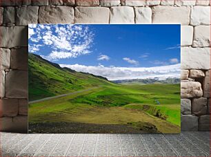 Πίνακας, Green Valley under Blue Sky Πράσινη κοιλάδα κάτω από το γαλάζιο του ουρανού