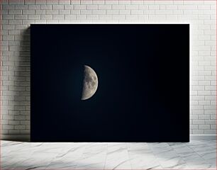 Πίνακας, Half Moon in Night Sky Μισό φεγγάρι στον νυχτερινό ουρανό