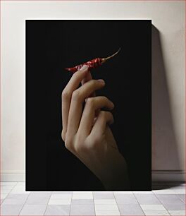 Πίνακας, Hand Holding Chili Pepper Πιπέρι τσίλι που κρατά το χέρι