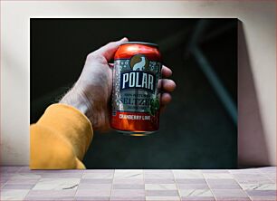 Πίνακας, Hand Holding Polar Seltzer Can Χέρι που κρατά το Polar Seltzer Can