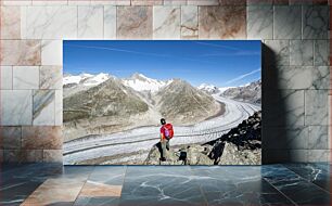 Πίνακας, Hiker Admiring Mountain Glacier Πεζοπόρος που θαυμάζει τον παγετώνα του βουνού