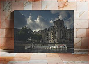 Πίνακας, Historic Building and Riverboat Ιστορικό κτίριο και ποταμόπλοιο