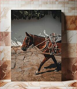 Πίνακας, Horse Pulling Cart on Cobblestone Path Καρότσι έλξης αλόγων στο πλακόστρωτο μονοπάτι